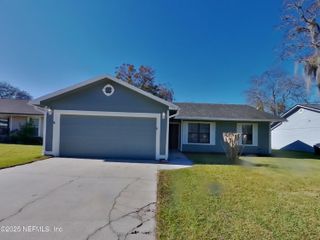 1553 KINGFISHER Boulevard, Orange Park, FL 32065