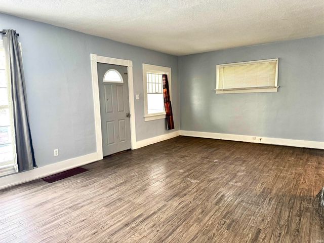 3517 Robinwood Drive, Fort Wayne, IN 46806