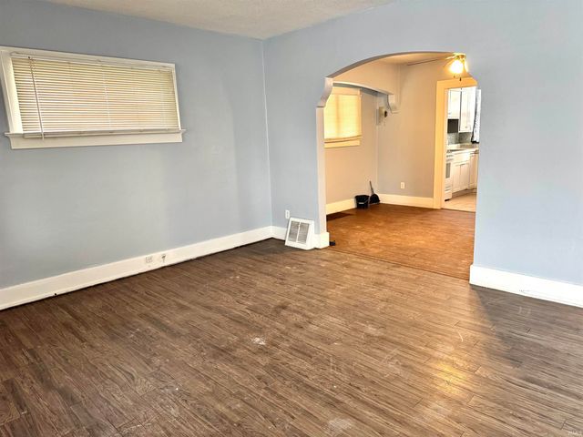 3517 Robinwood Drive, Fort Wayne, IN 46806