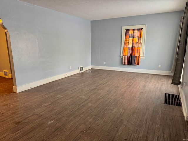 3517 Robinwood Drive, Fort Wayne, IN 46806