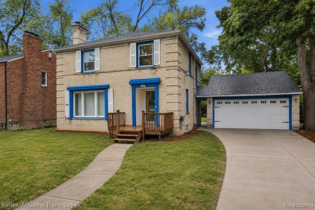 17584 Roxbury Avenue, Southfield, MI 48075