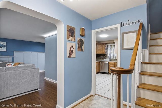17584 Roxbury Avenue, Southfield, MI 48075