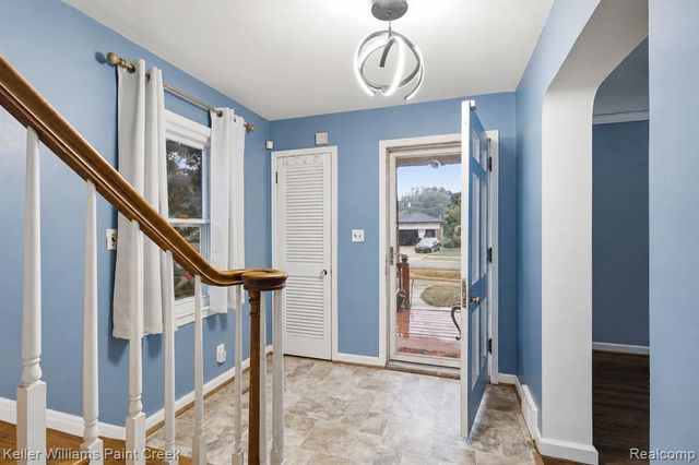 17584 Roxbury Avenue, Southfield, MI 48075