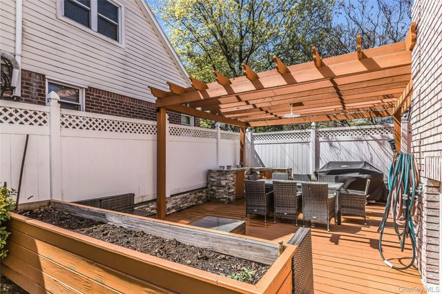 24925 Cullman Avenue, Little Neck, NY 11362