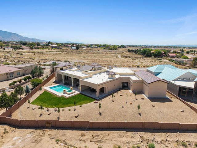 10851 Signal Avenue NE, Albuquerque, NM 87122