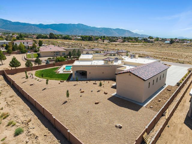 10851 Signal Avenue NE, Albuquerque, NM 87122