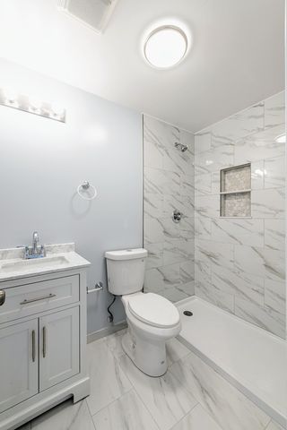 1020 W Ainslie Street 3, Chicago, IL 60640
