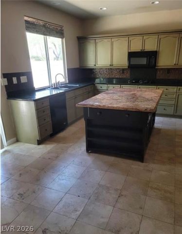 1700 Ravanusa Drive, Henderson, NV 89052