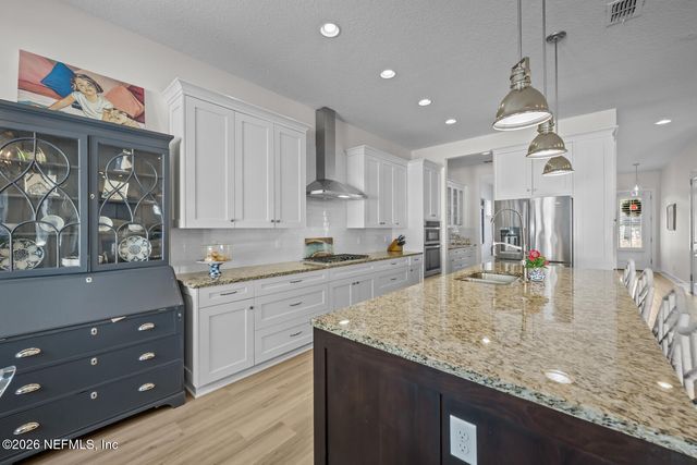 393 34TH Avenue S, Jacksonville Beach, FL 32250