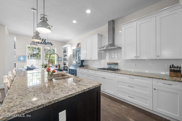 393 34TH Avenue S, Jacksonville Beach, FL 32250