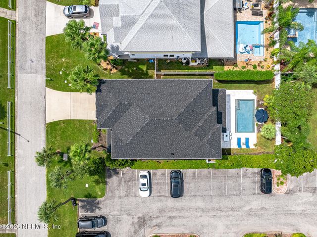 393 34TH Avenue S, Jacksonville Beach, FL 32250
