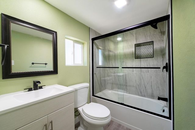 632 W 25th St, Merced, CA 95340