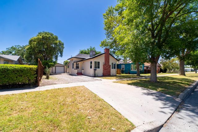 632 W 25th St, Merced, CA 95340