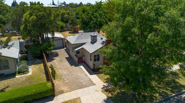 632 W 25th St, Merced, CA 95340