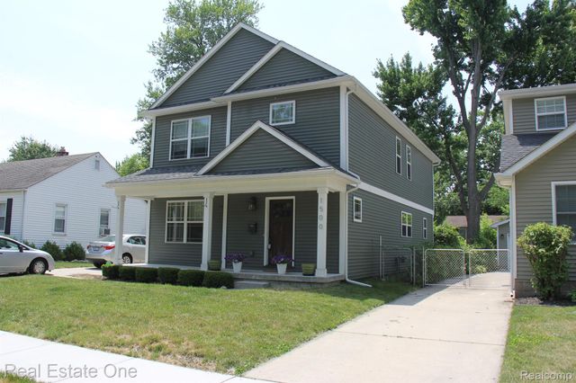 1500 MCLEAN Avenue, Royal Oak, MI 48067