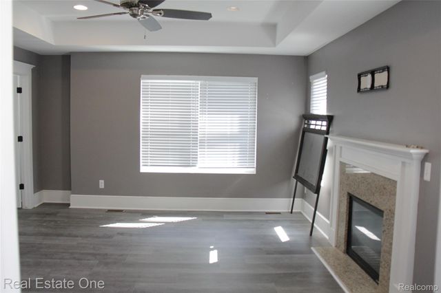 1500 MCLEAN Avenue, Royal Oak, MI 48067