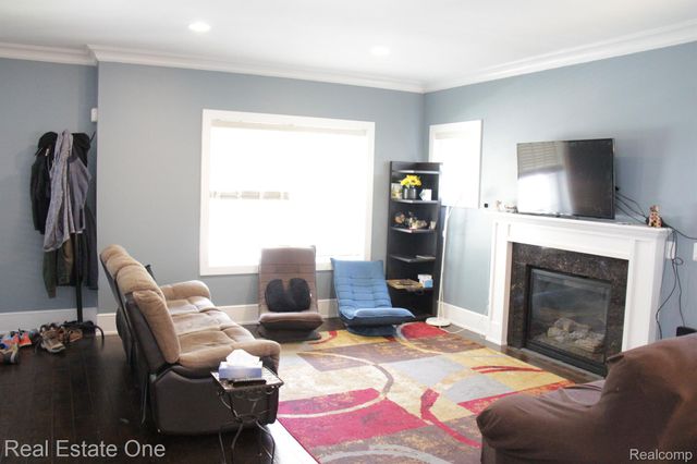 1500 MCLEAN Avenue, Royal Oak, MI 48067