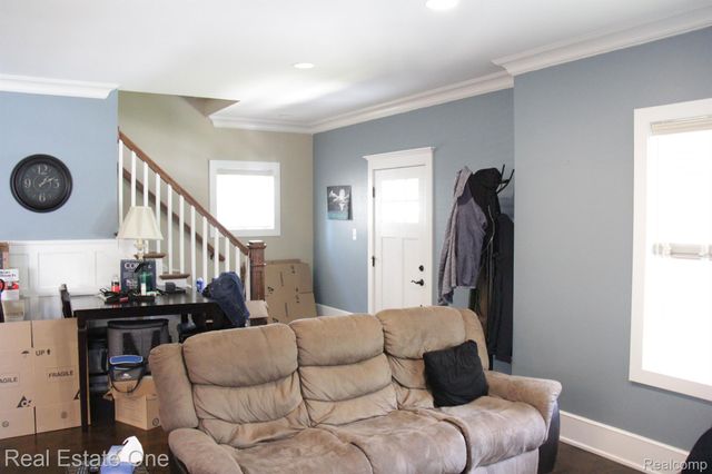 1500 MCLEAN Avenue, Royal Oak, MI 48067