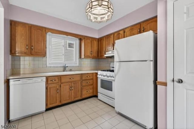53 Patricia Pl, Clifton City, NJ 07012