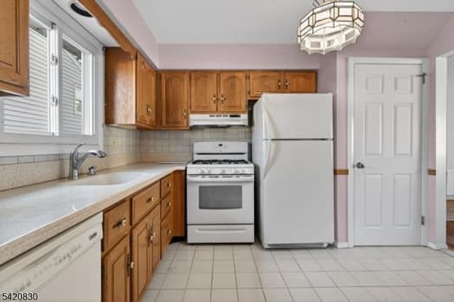 53 Patricia Pl, Clifton City, NJ 07012