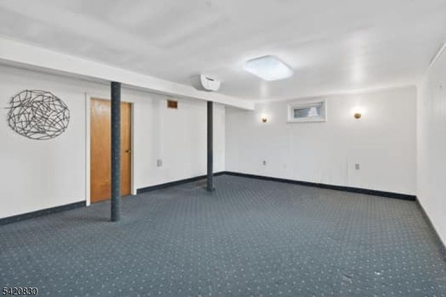 53 Patricia Pl, Clifton City, NJ 07012