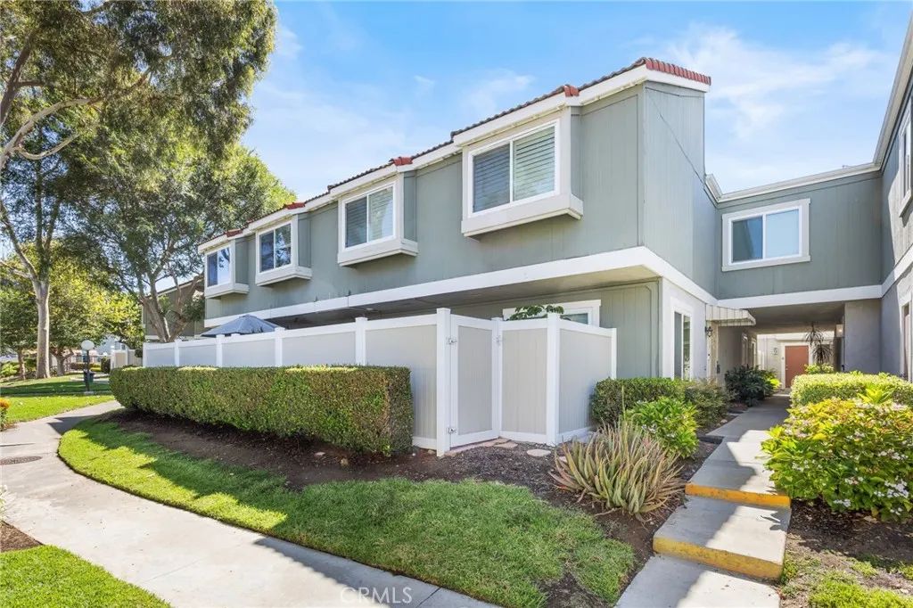 950 Golden Springs Drive F, Diamond Bar, CA 91765