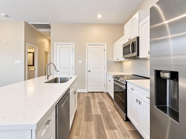 504 Nursery Road 3202, The Woodlands, TX 77380
