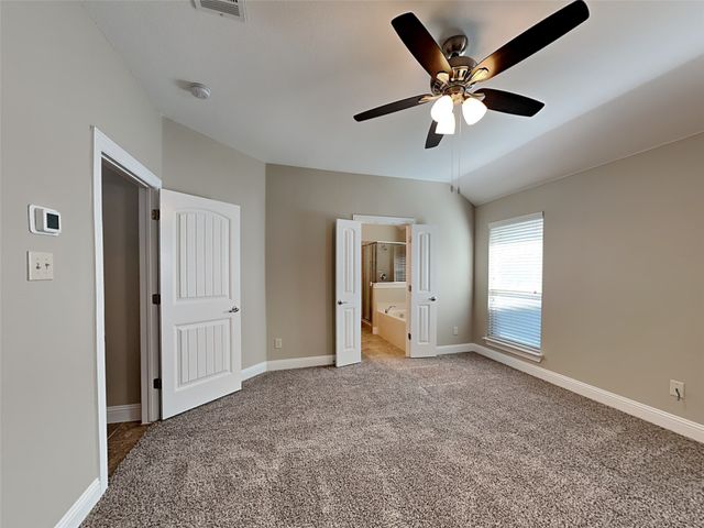 496 Oak Hills Lane, Fate, TX 75189