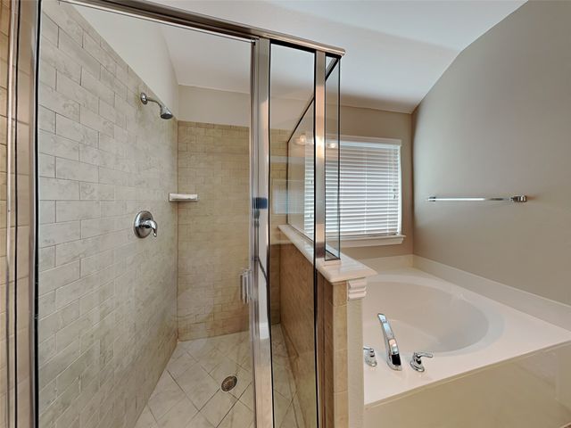 496 Oak Hills Lane, Fate, TX 75189