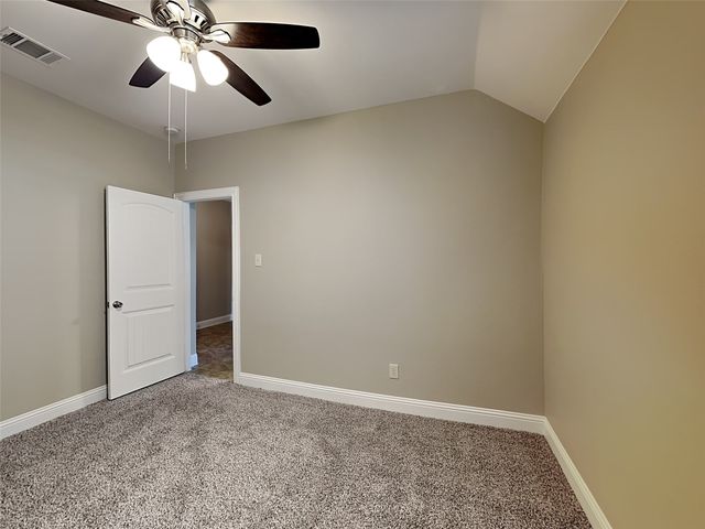 496 Oak Hills Lane, Fate, TX 75189