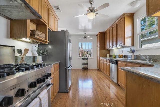 648 Tufts Avenue, Burbank, CA 91504