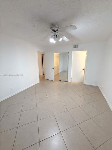 8851 Wiles Rd 204, Coral Springs, FL 33067