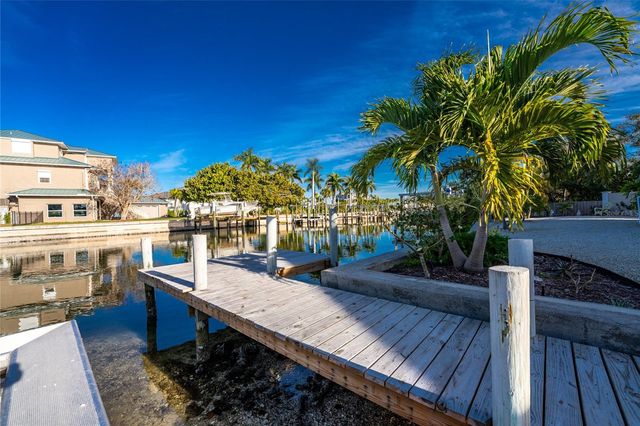 2845 N BEACH ROAD, Englewood, FL 34223