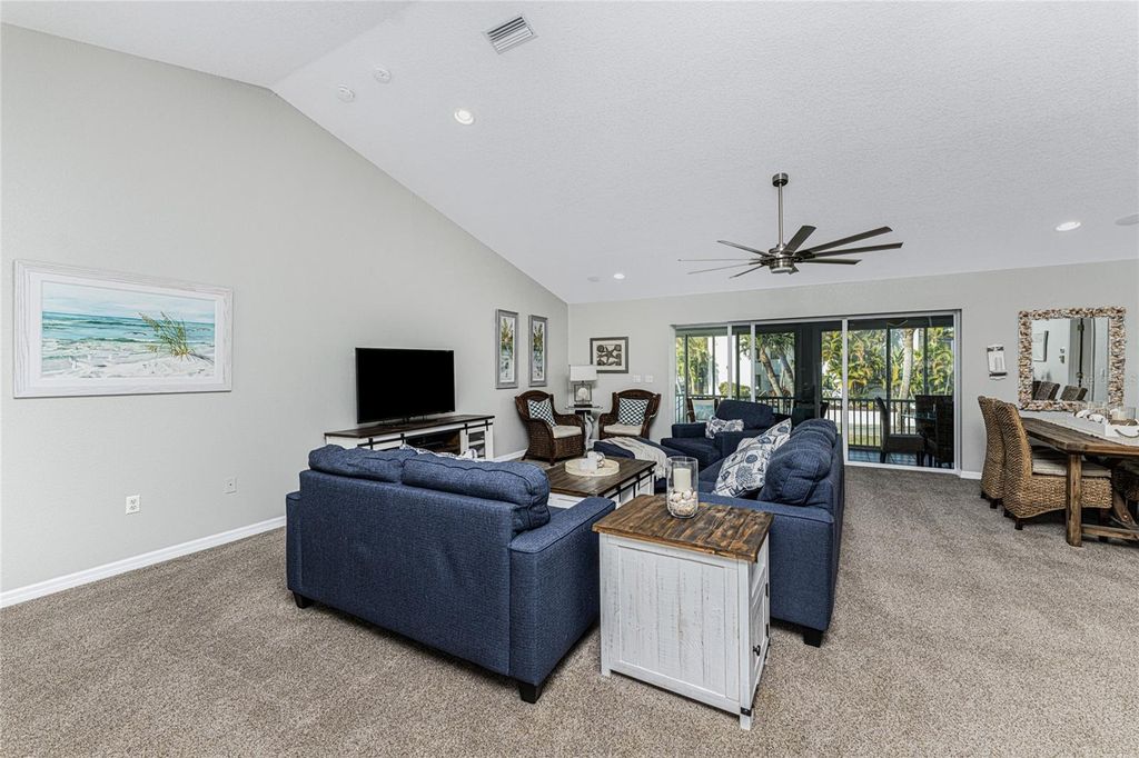 Image 14 of property listing at 2845 N BEACH ROAD, Englewood, FL 34223