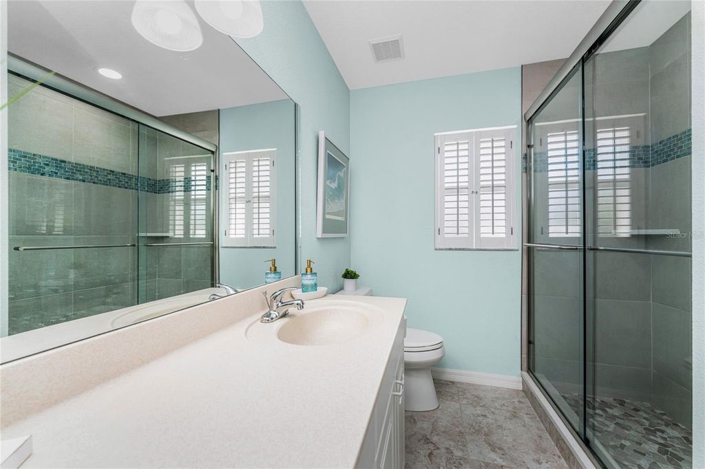 Image 27 of property listing at 2845 N BEACH ROAD, Englewood, FL 34223