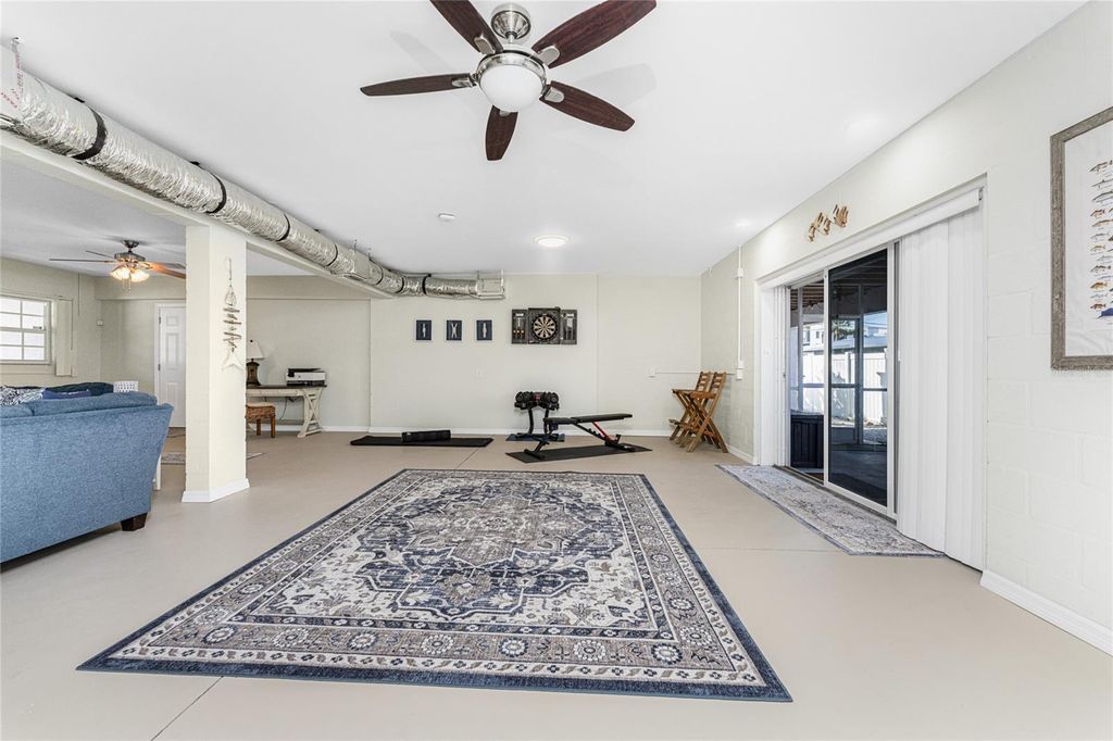 Image 44 of property listing at 2845 N BEACH ROAD, Englewood, FL 34223