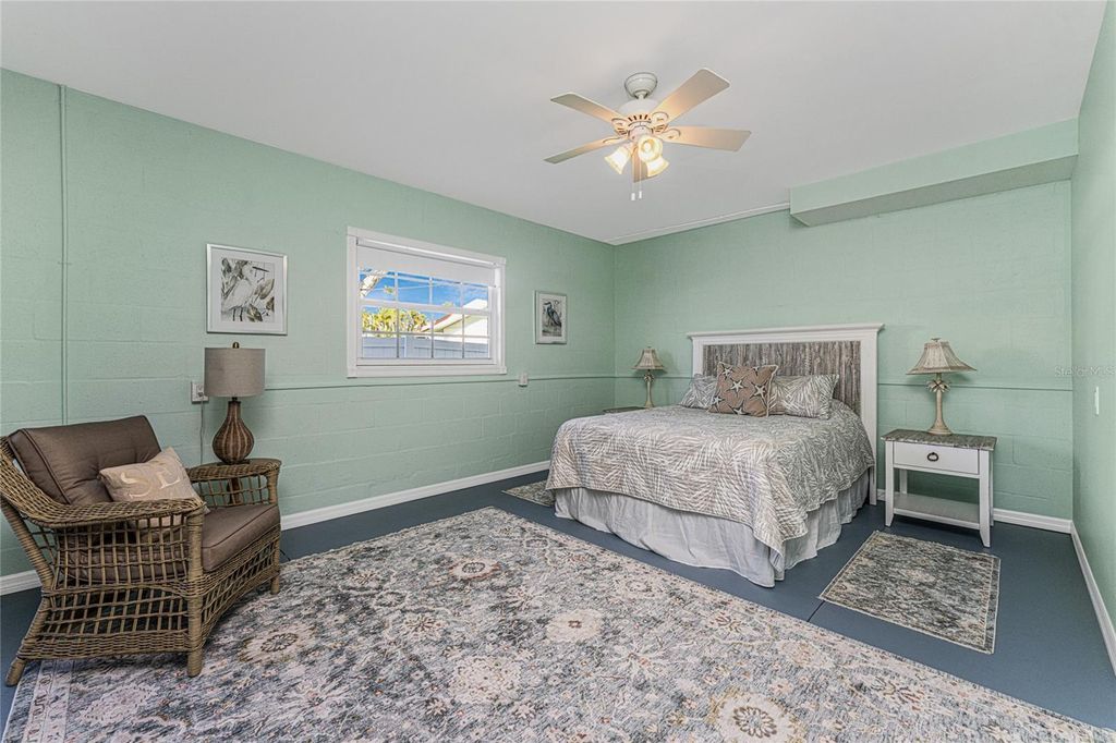 Image 45 of property listing at 2845 N BEACH ROAD, Englewood, FL 34223