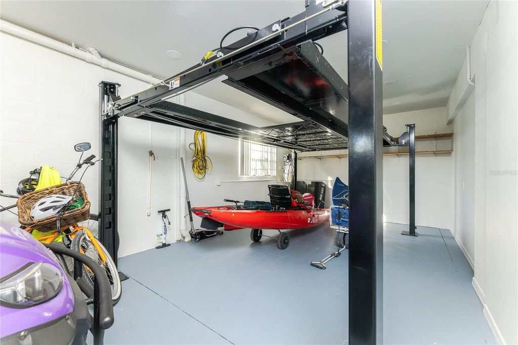 Image 55 of property listing at 2845 N BEACH ROAD, Englewood, FL 34223