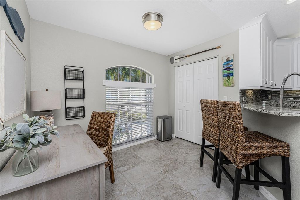 Image 7 of property listing at 2845 N BEACH ROAD, Englewood, FL 34223