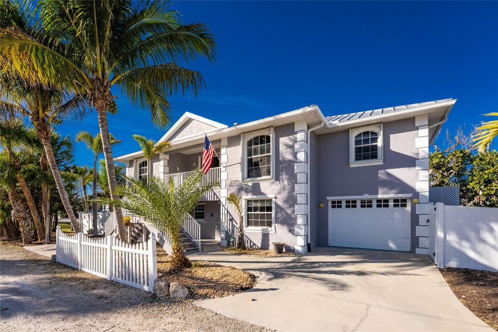 Image 62 of property listing at 2845 N BEACH ROAD, Englewood, FL 34223