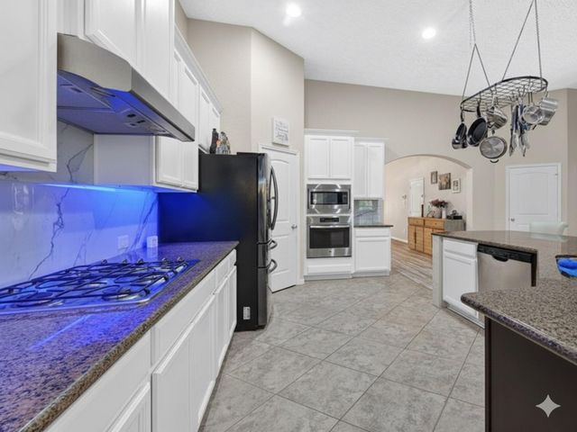 2618 River Slate Court, Kingwood, TX 77345