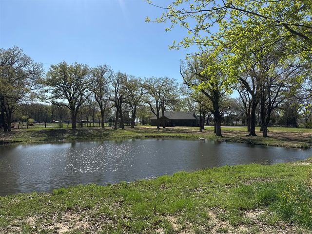 900 Vz County Road 3609, Edgewood, TX 75117