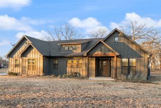 900 Vz County Road 3609, Edgewood, TX 75117