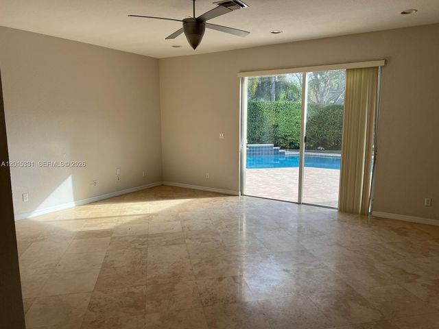 4160 Cascade Ter, Weston, FL 33332
