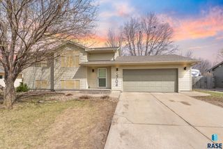 5704 S Southwind Ave Avenue, Sioux Falls, SD 57106