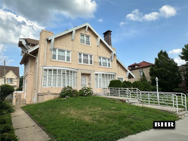 171 Girard Street, Brooklyn, NY 11235