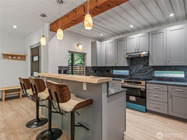 1152 49th Street, Port Townsend, WA 98368