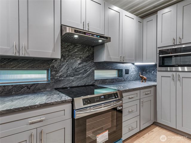 1152 49th Street, Port Townsend, WA 98368