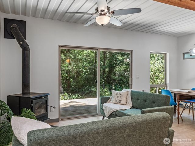 1152 49th Street, Port Townsend, WA 98368