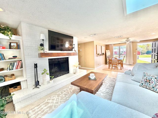 25 SEATROUT Street, Ponte Vedra Beach, FL 32082